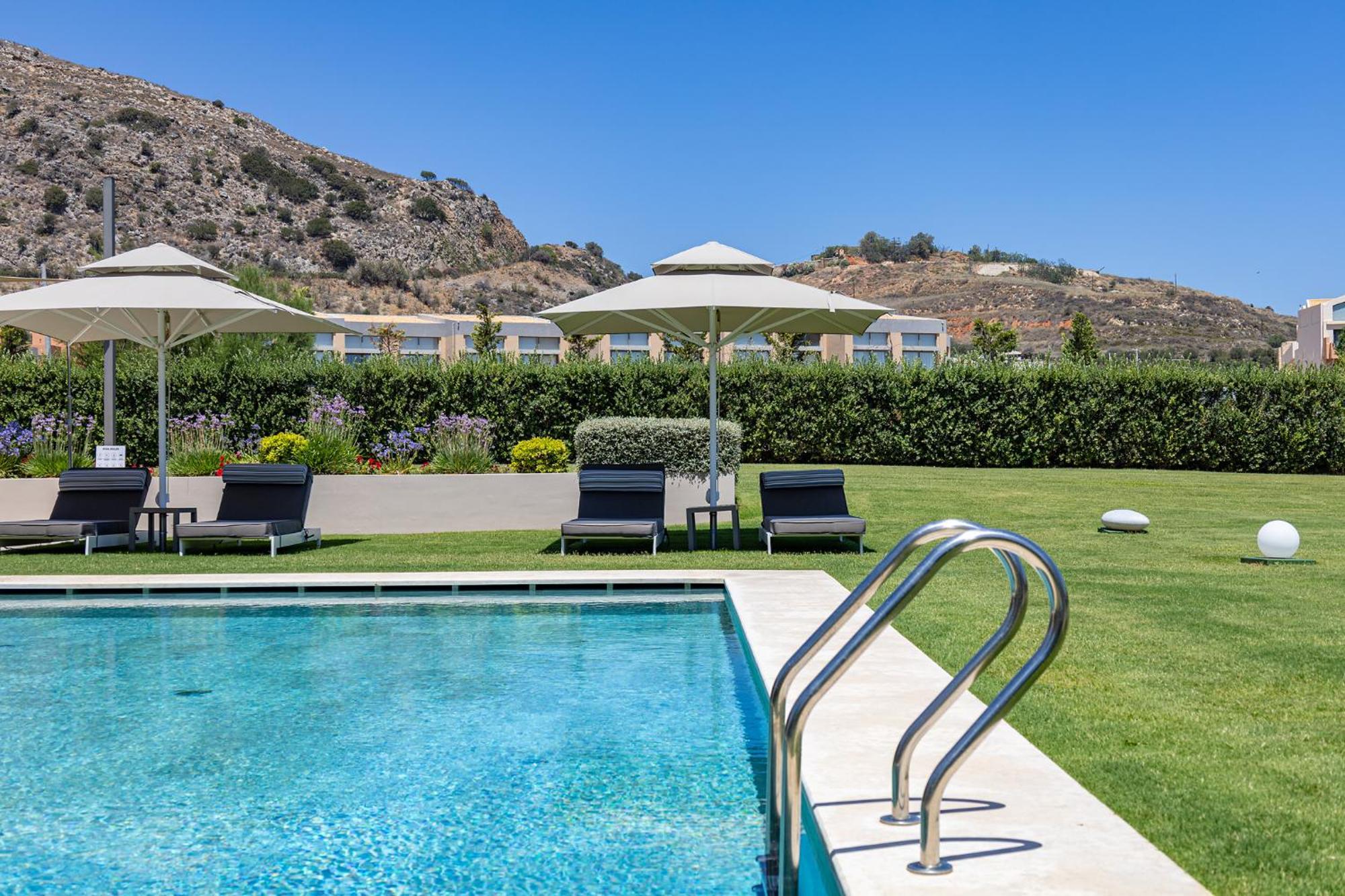 Iniada Villas Chrissi Akti Chania Exterior foto